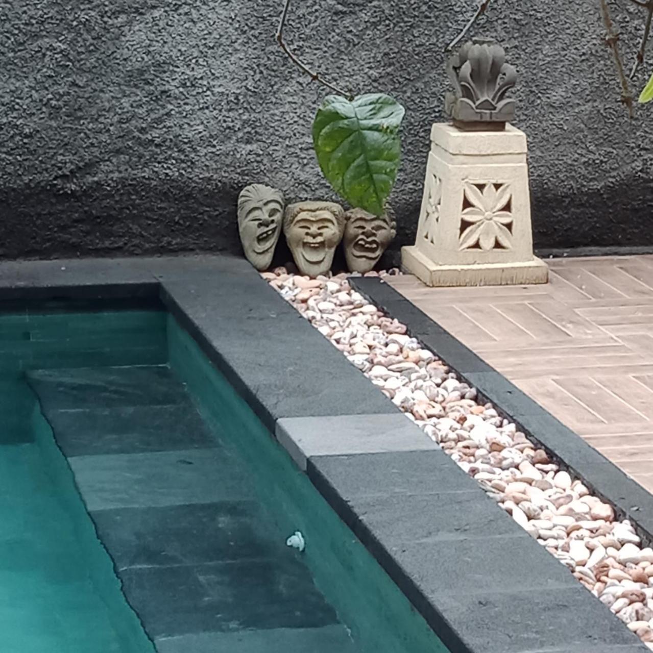 D'Puja Home Stay And Spa Nusa Dua  Ngoại thất bức ảnh